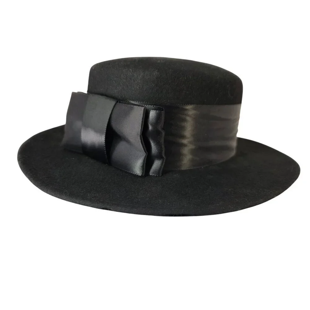 Vintage Black Wool Felt Hat Flat Crown Ribbon Band Formal Dress Hat USA 70s-90s